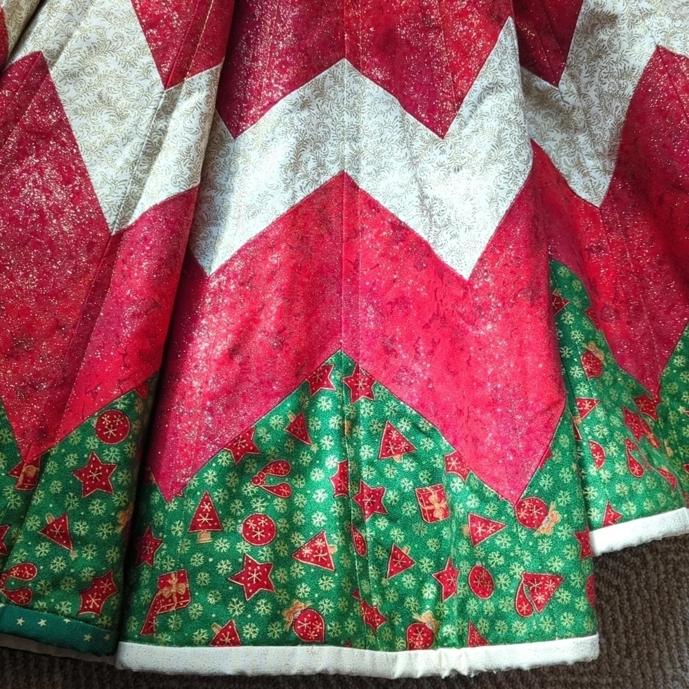 Handmade Quilt Gold Cream Glitter Traditional Christmas Tree Skirt Snowflake